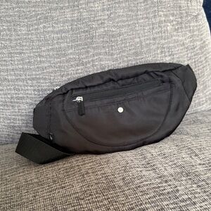 Women’s Athletic Black Hip Bag